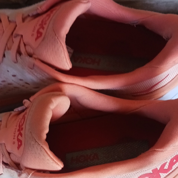 Hoka Clifton 8 Women's Coral Athletic Shoes - Picture 11 of 14